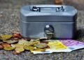 Unlock Financial Freedom: How to Manage Money Wisely and Achieve Your Dreams