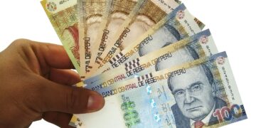 Escape the Debt Trap: Practical Steps on How to Get Out of Debt on a Low Income