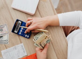 Top 5 Budgeting Tips for Low Income Families to Save Money