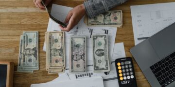 How to Build an Emergency Fund: 10 Essential Steps for Financial Security