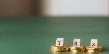 7 Smart Tax Strategies That Can Save You Thousands Each Year