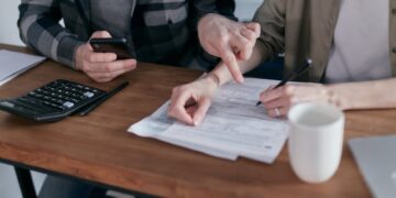 5 Proven Strategies on How to Stick to a Budget Successfully